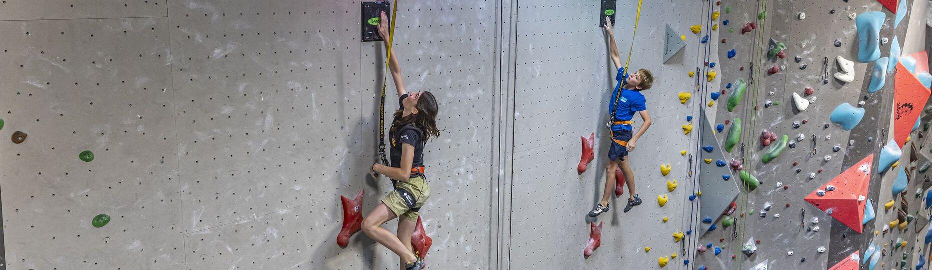 Poster Bächli Bergsport Youth Climbing Cup, Näfels: Lead Schweizer Meisterschaften - Qualifikation 2