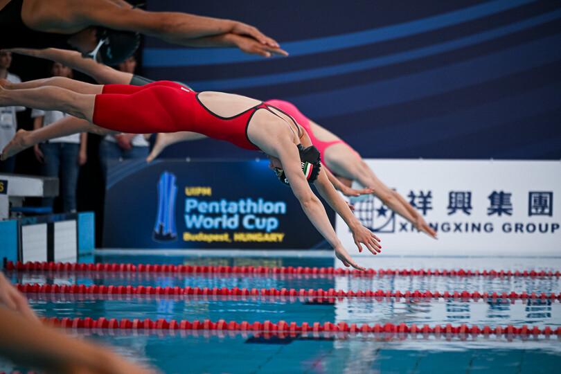 Poster UIPM Modern Pentathlon: Weltcupfinal Budapest, Frauen, Halbfinal A