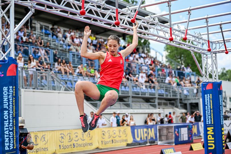 Poster UIPM Pentathlon: Junioren-WM, Frauen, Halbfinal B