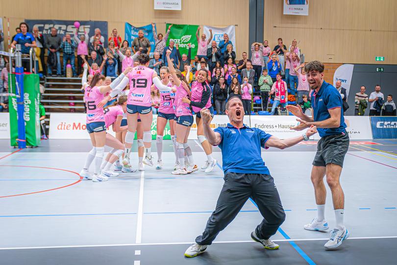 Poster Volleyball NLA Damen Qualifikation: Sm'Aesch Pfeffingen - Volley Lugano