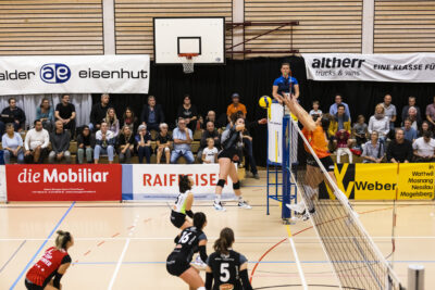 Volleyball NLA Damen: Raiffeisen Volley Toggenburg vs. VC Kanti Schaffhausen